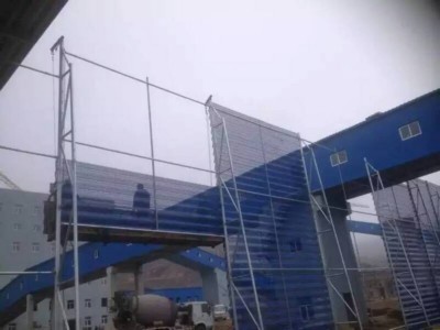 防風抑塵網施工.jpg