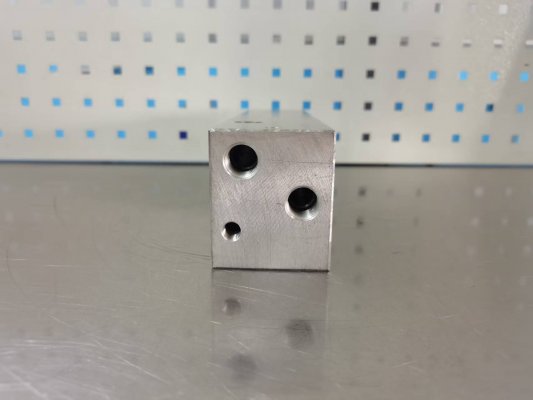 非標(biāo)定制各種閥塊、油路塊、閥體